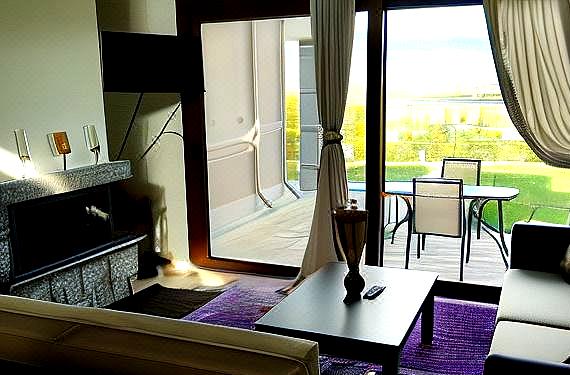 Lithos Villas